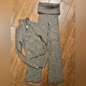 American Eagle Aerie Charcoal Knit Zip-Up Sweater Set